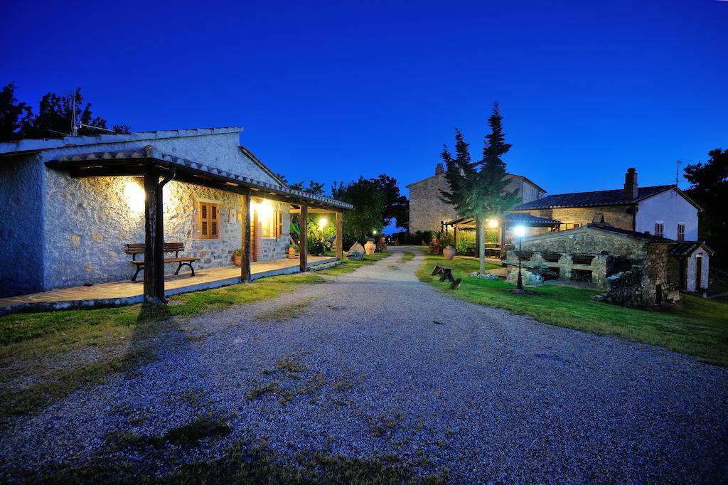 Agriturismo I Monti Semproniano ภายนอก รูปภาพ